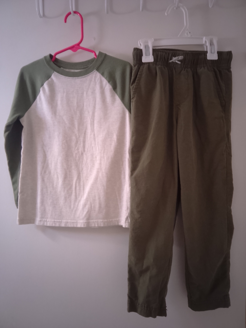 Boys Dark Green Long Sleeve Top And Pants 5t